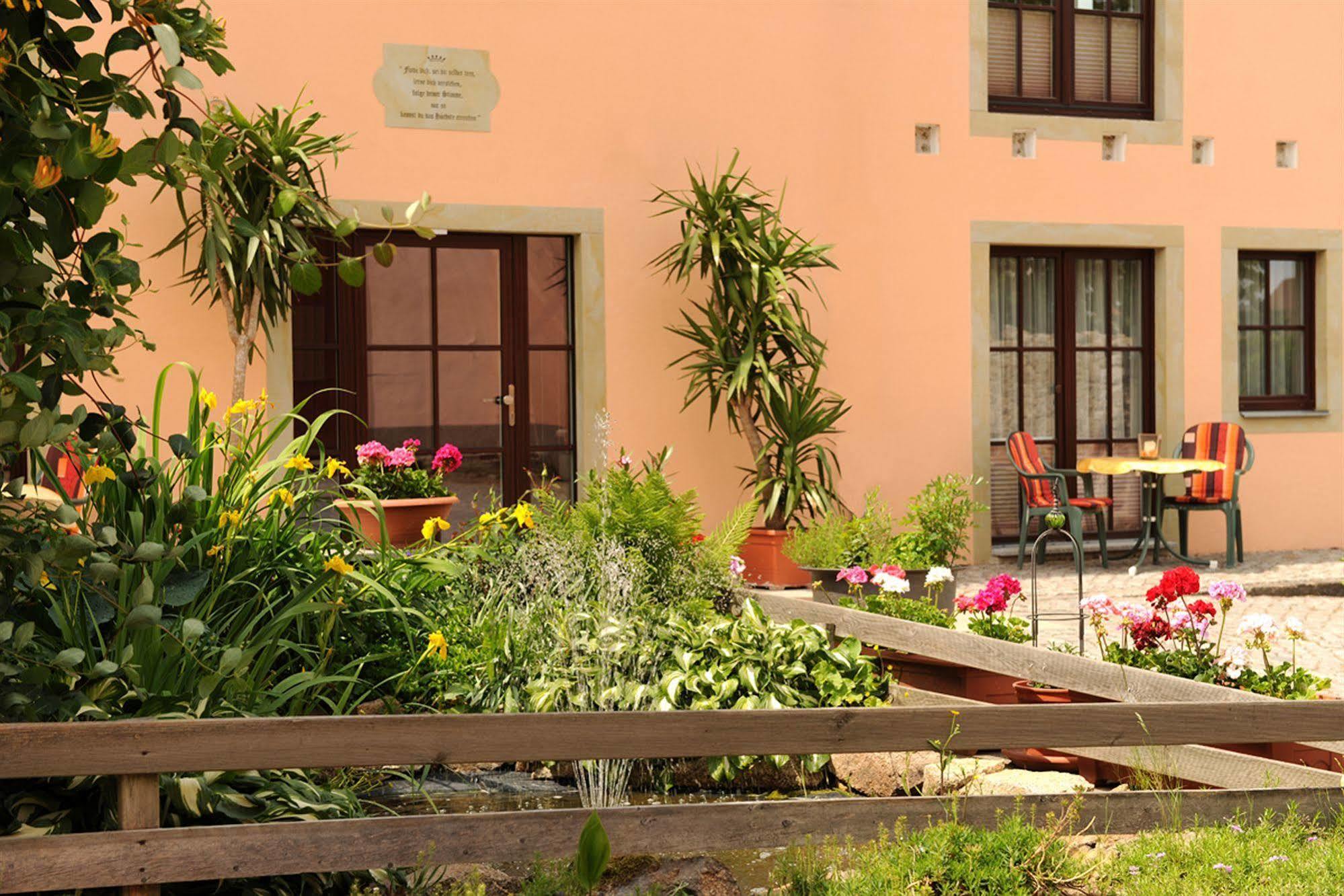 Hotel "Pension Marlis" Garni Reichenberg  Exterior photo